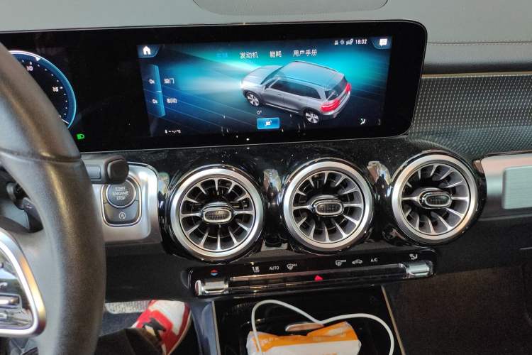 Used Mercedes-Benz GLB 2021 GLB 200 Fashion Model Audio And AC Panel