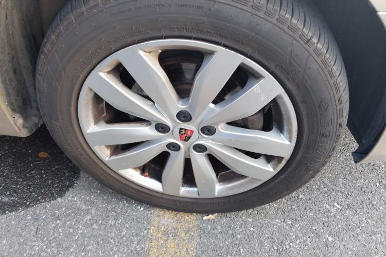 Used Roewe 350 2015 1.5L Manual Luxury Sunroof Edition
