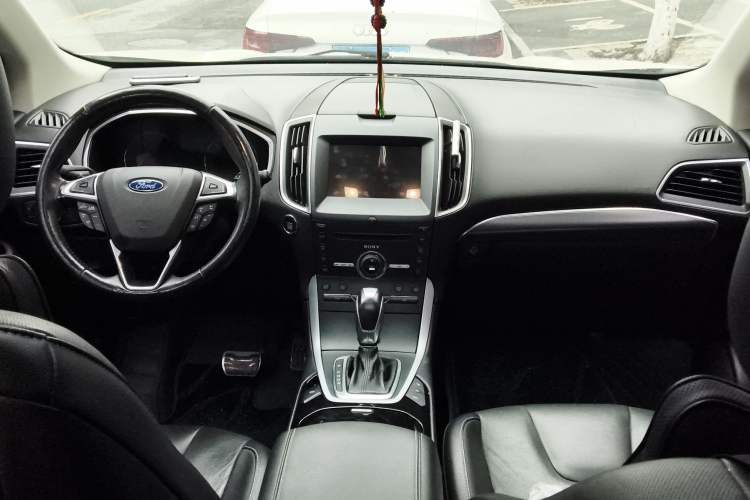 Used Ford Edge 2016 EcoBoost 245 Four-Wheel Drive Titanium 7-Seater