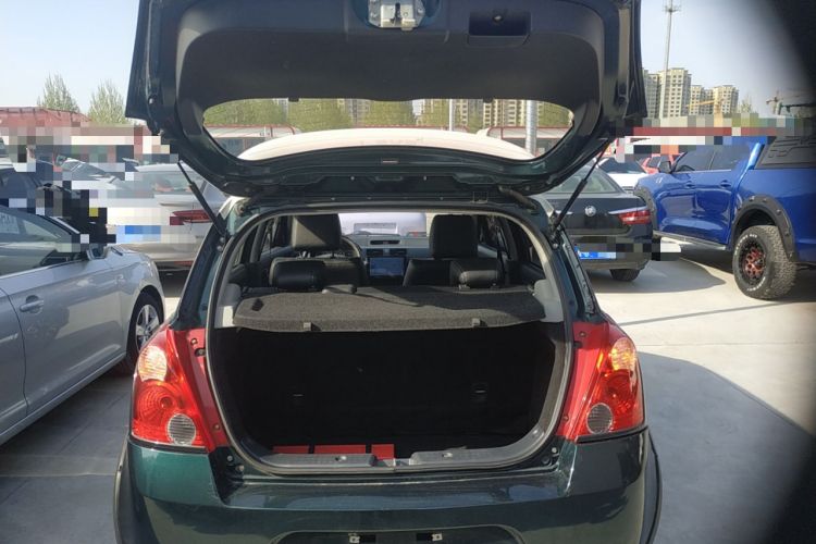 Used Suzuki Swift 2016 1.5L Automatic Fashionable Coolplay Edition Trunk