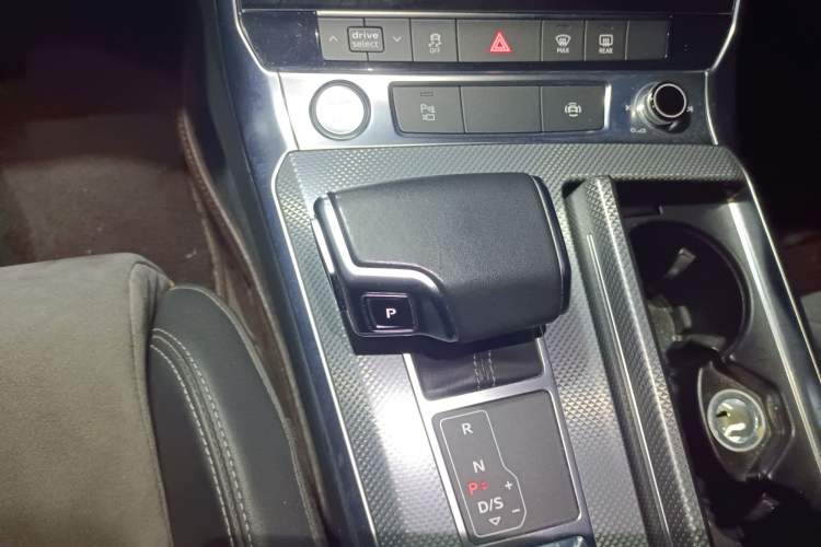 Used Audi A6L 2019 40 TFSI Luxury Dynamic Model