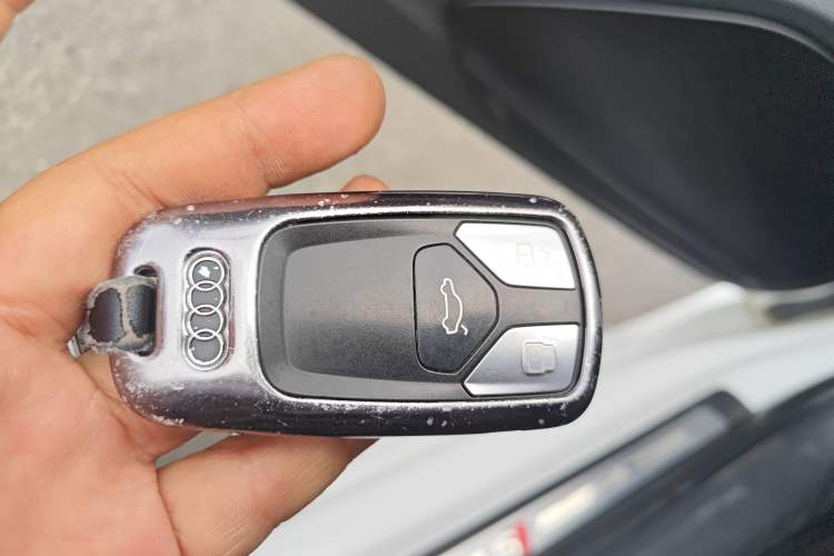 Used Audi A4L 2018 30th Anniversary Edition 40 TFSI Fashion Model