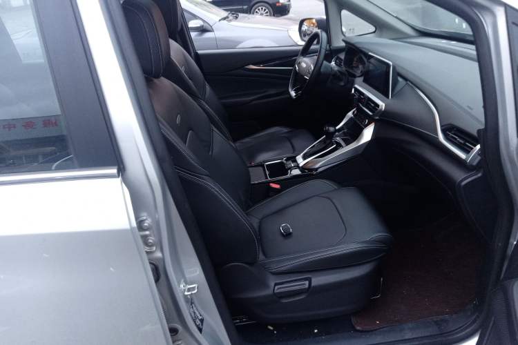 Used SAIC MAXUS G50 2019 1.5T Automatic Elite Edition China VI Standard
