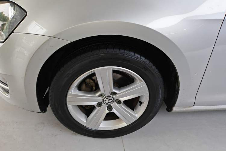 Used Volkswagen Golf 2014 1.4TSI Automatic Comfort Model Exterior 4