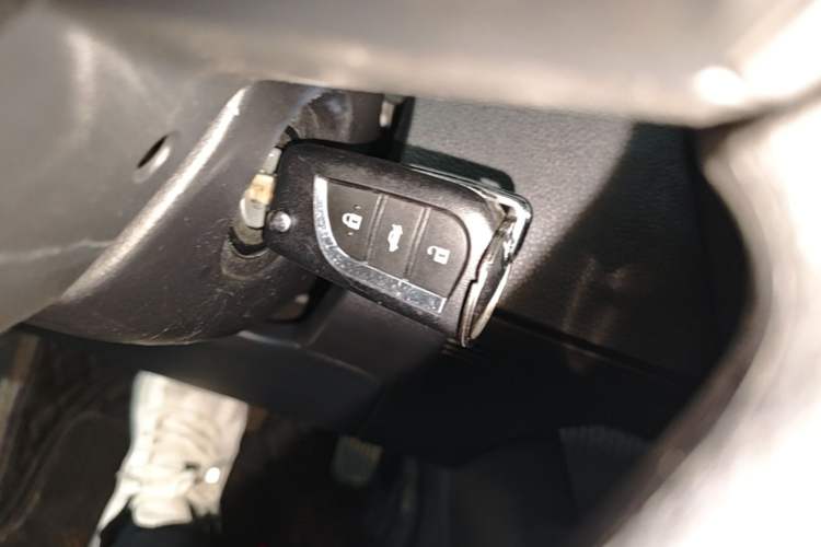 Used Toyota Corolla 2022 TNGA 1.5L CVT Pioneer Edition Vehicle Key