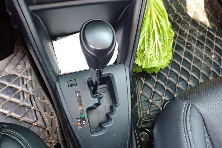 Used Toyota YARiS L Zhi Xuan 2016 Revised 1.5E CVT Charming Edition
