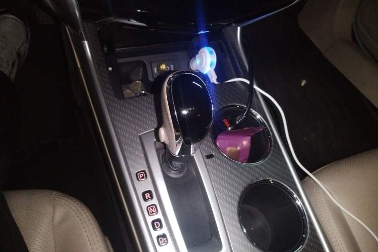 Used Nissan Teana 2016 Revised Version 2.0L XL Comfort Edition Gear Lever