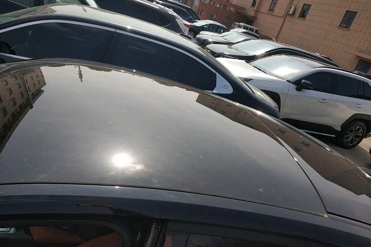 Used CHANGAN UNI-V 2023 1.5T Sport Edition Roof