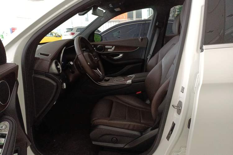 Used Mercedes-Benz GLC 2020 GLC 260 L 4MATIC Luxury Model