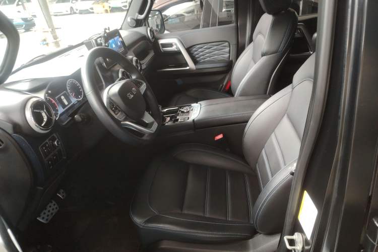 Used BAIC Off-Road BJ40 2023 2.0D Automatic Four-Wheel Drive Blade Hero Edition Adventurer Type