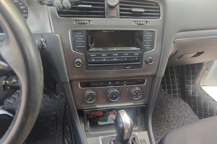 Used Volkswagen Golf 2015 1.4TSI Automatic Comfort Model