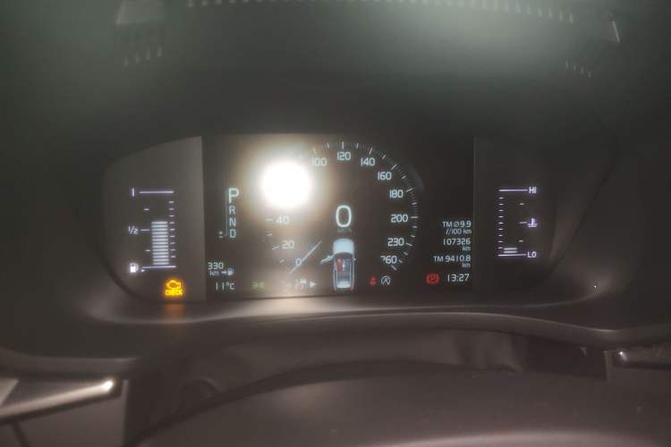 Used Volvo XC60 2019 T5 4x4 Smart Edition China VI Standard