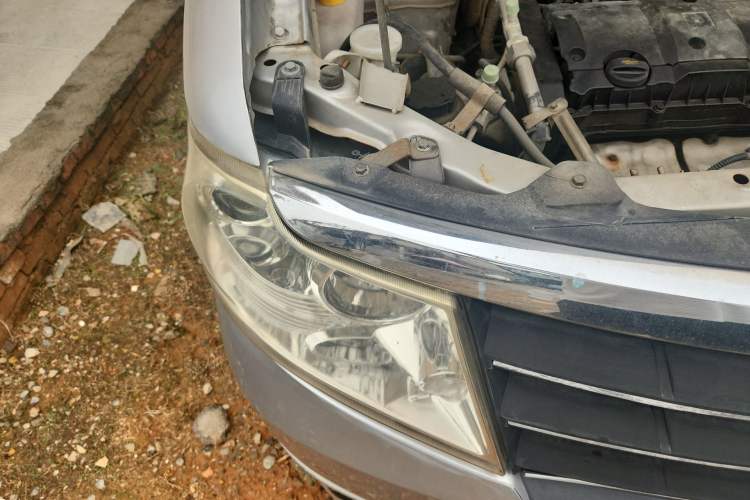 Used Dongfeng Shuaike 2011 1.6L Manual Practical 7-Seater