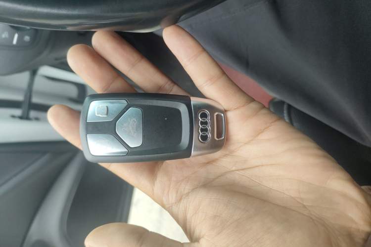 Used Audi A4L 2023 40 TFSI Luxury Dynamic Model
