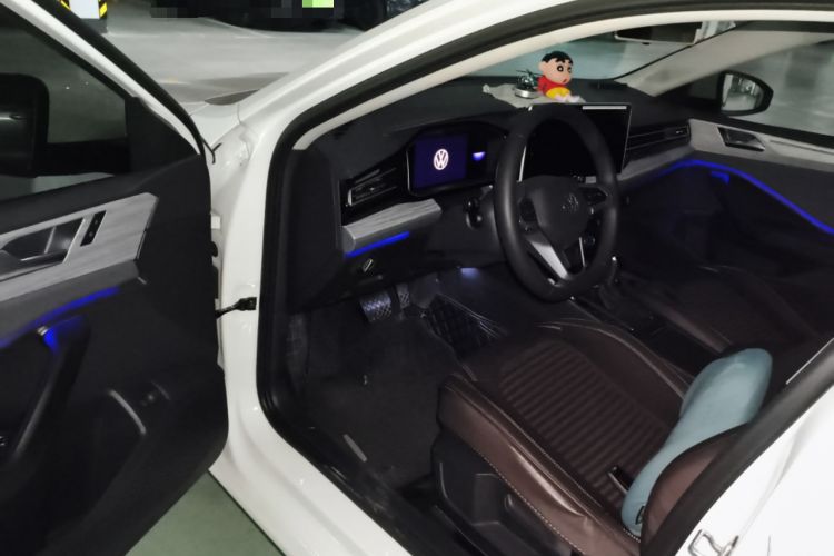 Used Volkswagen Sagitar 2023 300TSI DSG Excellence Edition Driver Seat