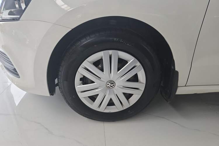 Used Volkswagen Polo 2018 1.5L Automatic Advanced Driving Model Left Front Wheel Hub