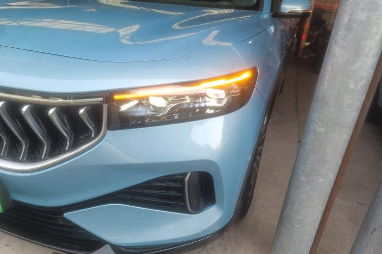 Used VOYAH FREE 2021 Four-Wheel Drive Extended-Range First Edition Commemorative Edition Exclusive Luxury Package Left Front Headlight