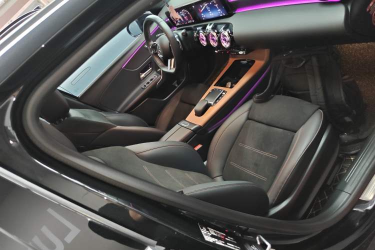 Used Mercedes-Benz A-Class 2023 A 200 L Fashion Model Right Front Seat