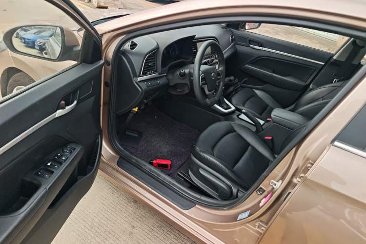 Used Hyundai Elantra (6th Generation / Lingdong) 2016 1.6L Automatic ZhiXuan – Elite Version
