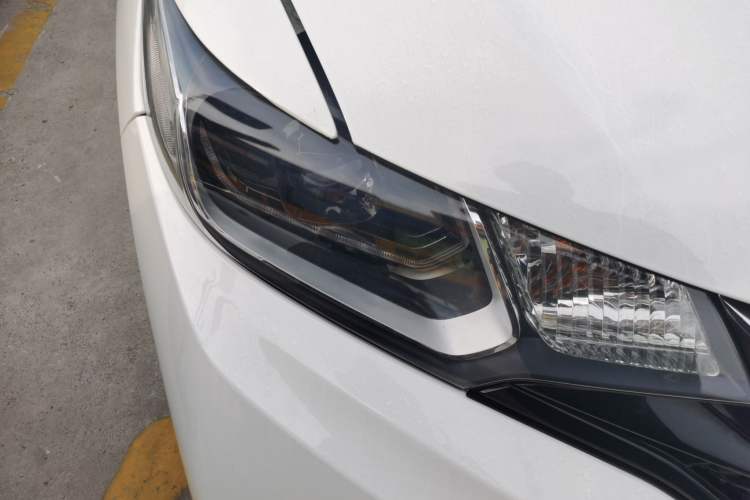 Used Honda Fit 2018 1.5L CVT Comfort Sunroof Version Right Front Headlight