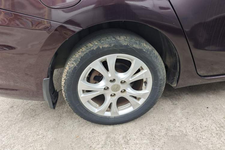 Used Haima Fumei 2014 M5 1.6L Automatic Elite Model Right Rear Wheel Hub