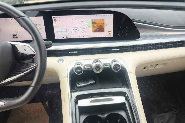 Used EXEED Lingyun 2024 300T Two-Wheel Drive Starlight Edition
