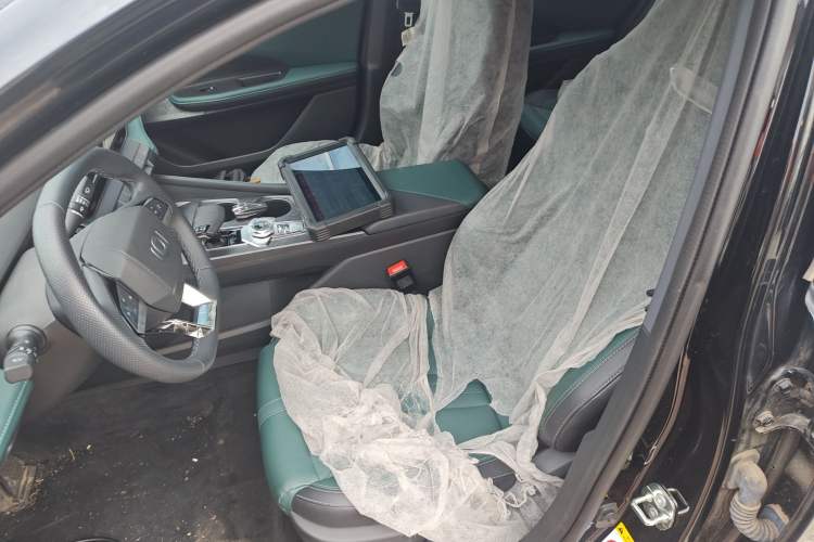 Used CHANGAN NEVO A06 2023 Base Model Left Front Seat