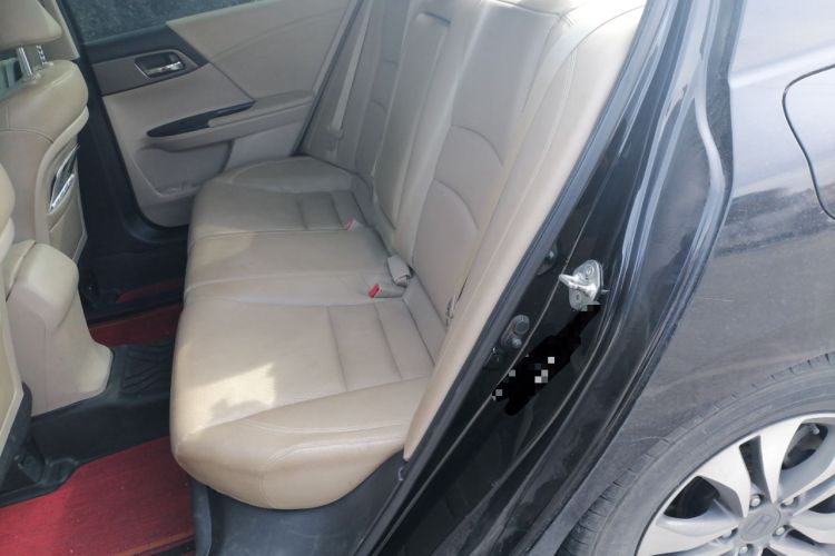 Used Honda Accord 2014 2.0L EXN Luxury Navigation Edition Left Rear Seat
