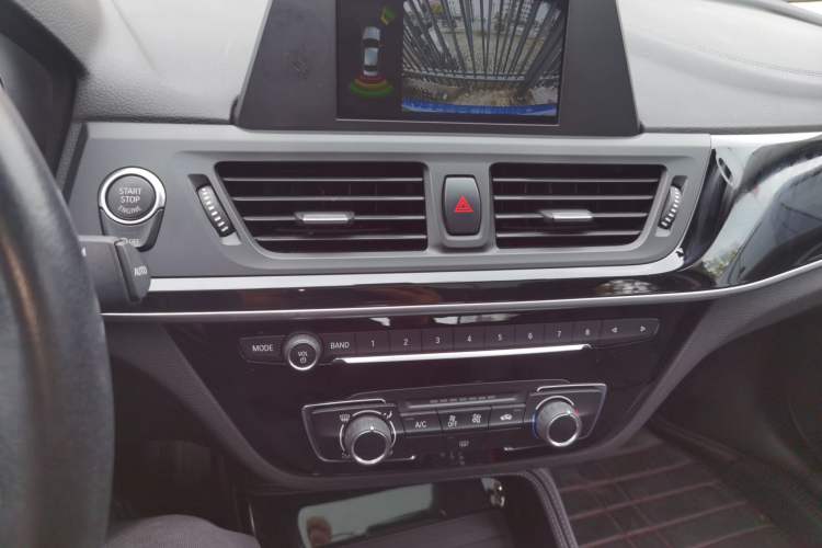 Used BMW 1 Series 2018 Facelifted 118i Sport Edition Audio And AC Panel