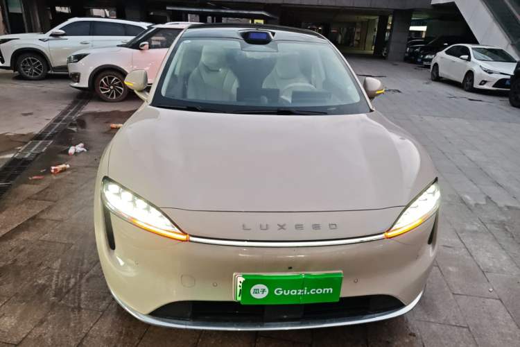 Used Hima Luxeed R7 2025 Range-Extended Version 251 km Max