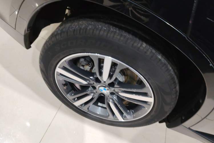 Used BMW X5 2018 xDrive35i Elegant Edition