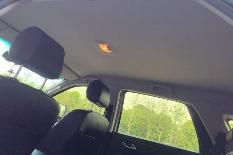 Used JMC Yusheng S350 2016 2.0T Automatic Two-Wheel Drive Gasoline Luxury Edition 5 Seats Headliner