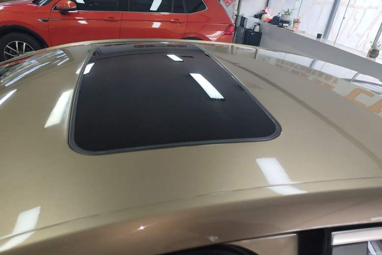 Used Buick Verano 2017 Sedan 15S Automatic Entry Model Roof