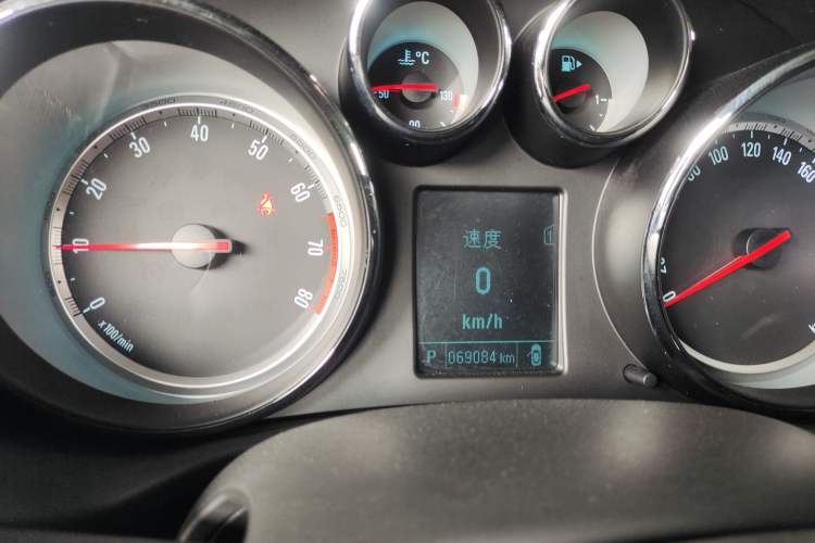 Used Buick Regal 2014 1.6T Fashionable Tech Edition
