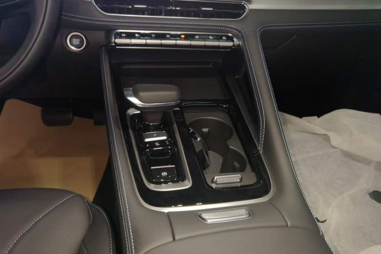 Used Geely Auto Preface 2026 Model Oriental Yao 1.5TD Fuyao Edition