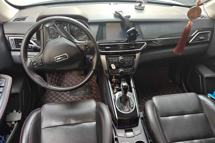 Used Zotye Domy X5 2015 1.5T CVT ZhiXian Trim China V Standard
