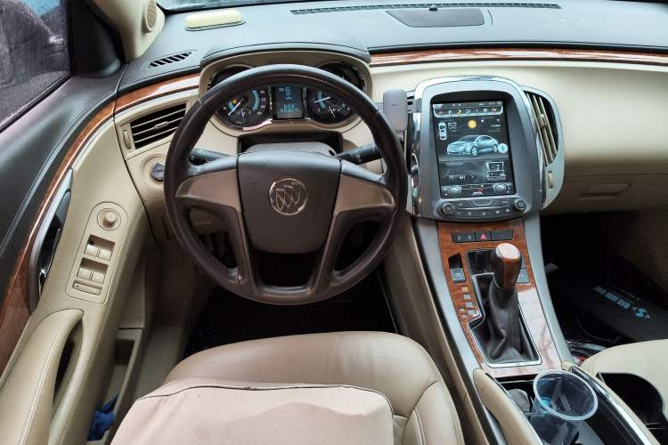 Used Buick LaCrosse 2012 2.4L SIDI Elegant Edition