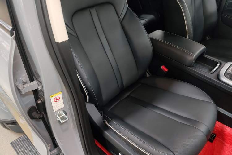 Used Tank 300 2023 City Edition 2.0T—Stylish as Ever