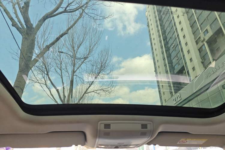 Used Volkswagen Magotan 2017 330TSI DSG Leading Model Headliner