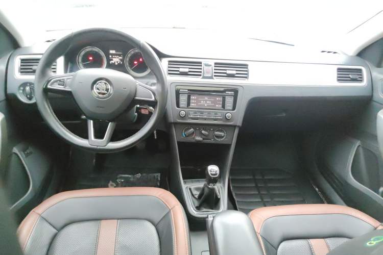 Used Skoda Rapid 2018 1.6L Manual Comfort Edition
