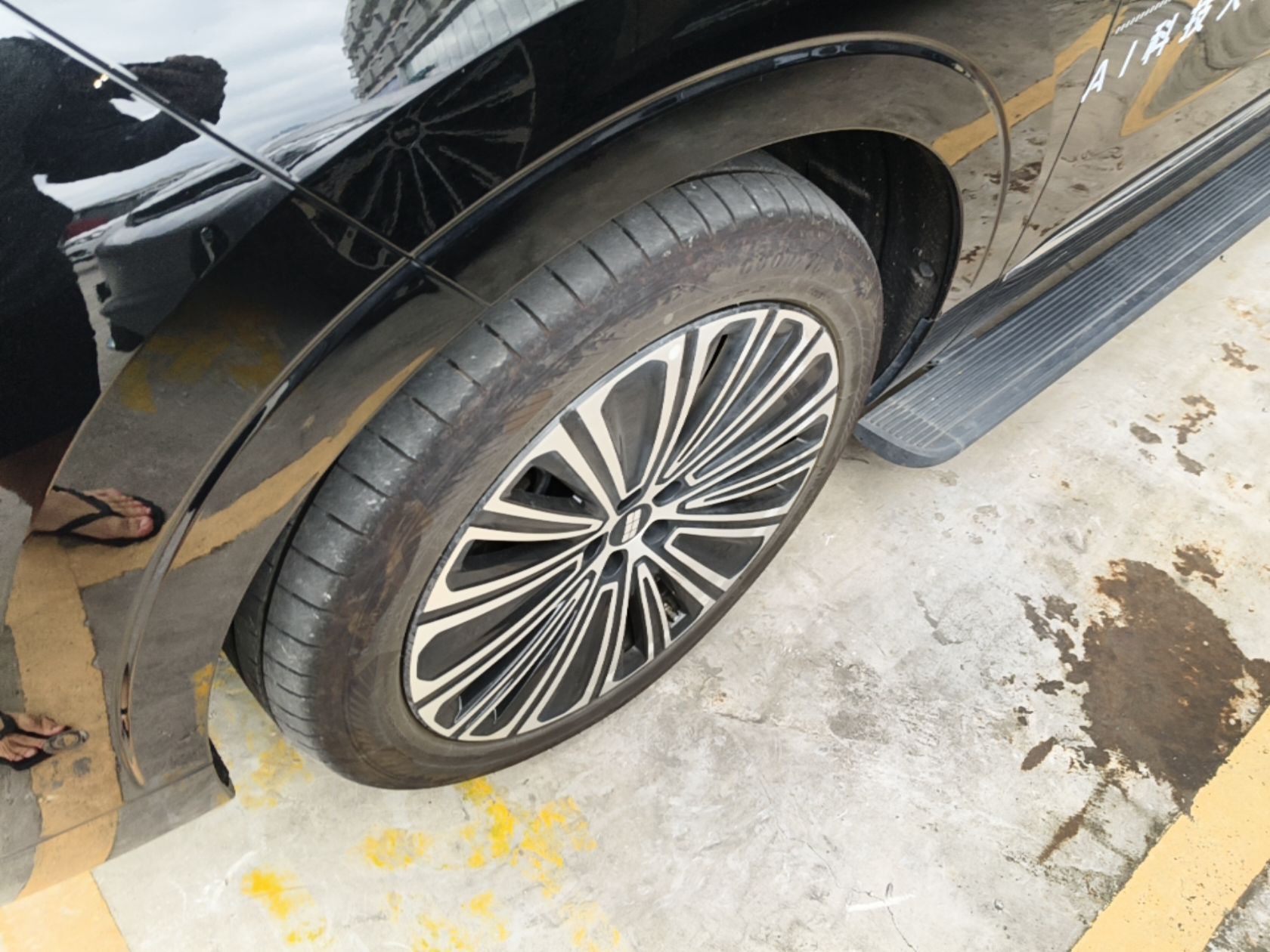 Geely Galaxy M9 2025 Model 210km Four-Wheel-Drive Leading Edition — снимка 10