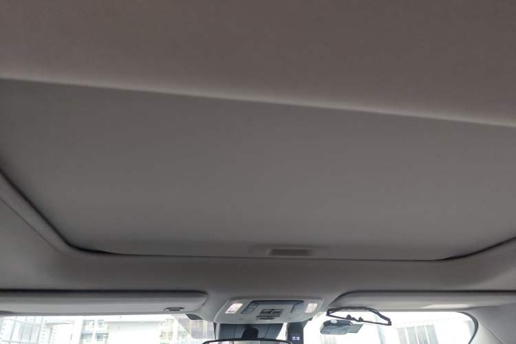 Used Toyota SIENNA 2024 2.5L Hybrid Comfort Edition Headliner