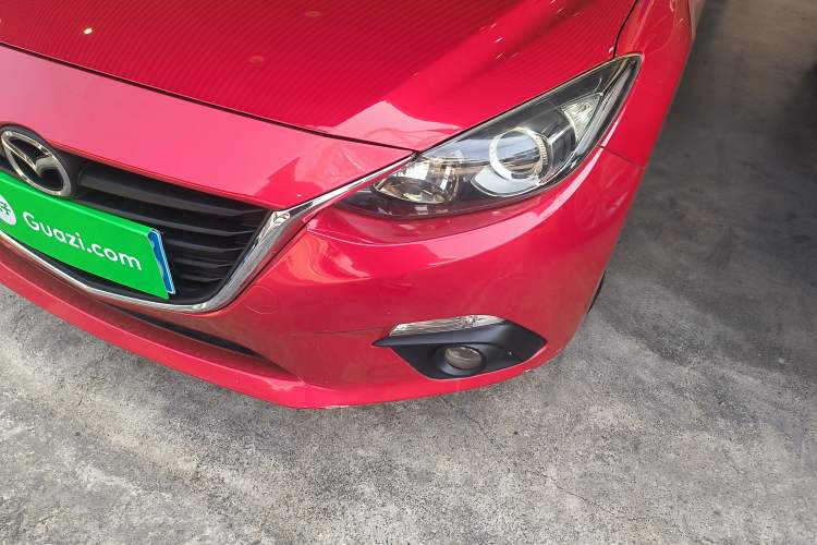 Used Mazda Mazda 3 Axela 2016 Sedan 1.5L Automatic Luxury Model