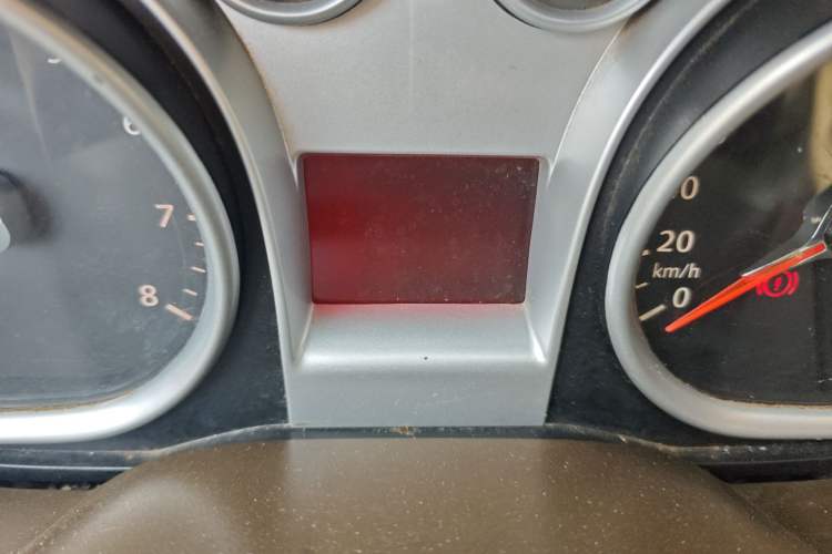 Used Ford Focus 2011 Sedan 1.8L Manual Classic Model
