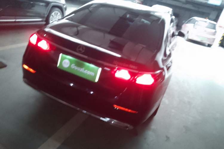 Used Mercedes-Benz E-Class New Energy 2024 E 350 e L Plug-in Hybrid Sedan Rear Right 45 Deg