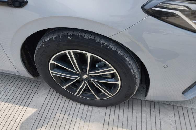 Used Geely Galaxy A7 2025 Model EM-i 70km Exploration Edition