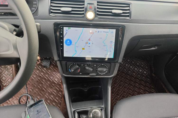 Used Volkswagen Santana 2016 1.6L Manual Fashion Edition Audio And AC Panel