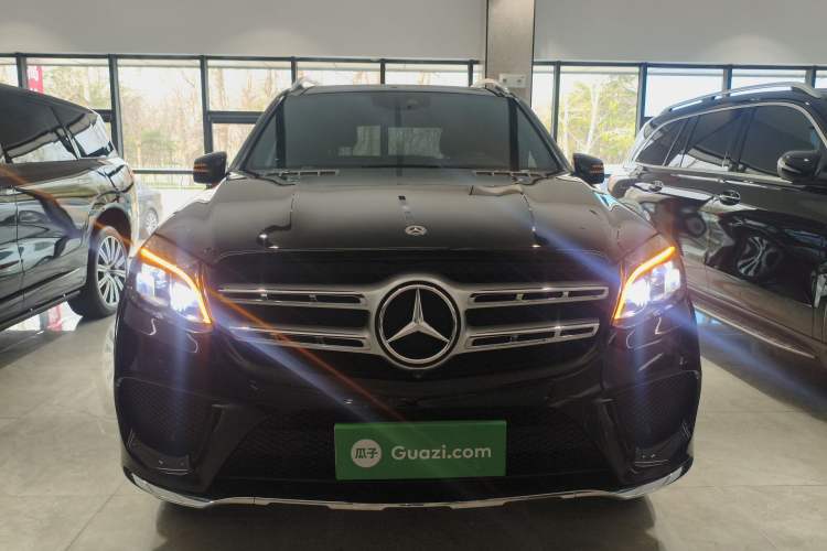 Used Mercedes-Benz GLS 2018 Refreshed GLS 400 4MATIC Dynamic Edition Front