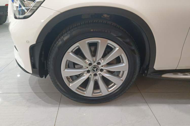 Used Mercedes-Benz GLC Coupe 2021 GLC 260 4MATIC Coupe SUV Left Front Wheel Hub