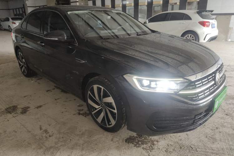 Used Volkswagen Sagitar 2023 300TSI DSG Excellence Edition
